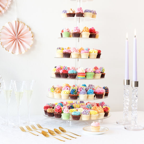 Minicupcakes på marmorbord — My Little Cupcake Instagram